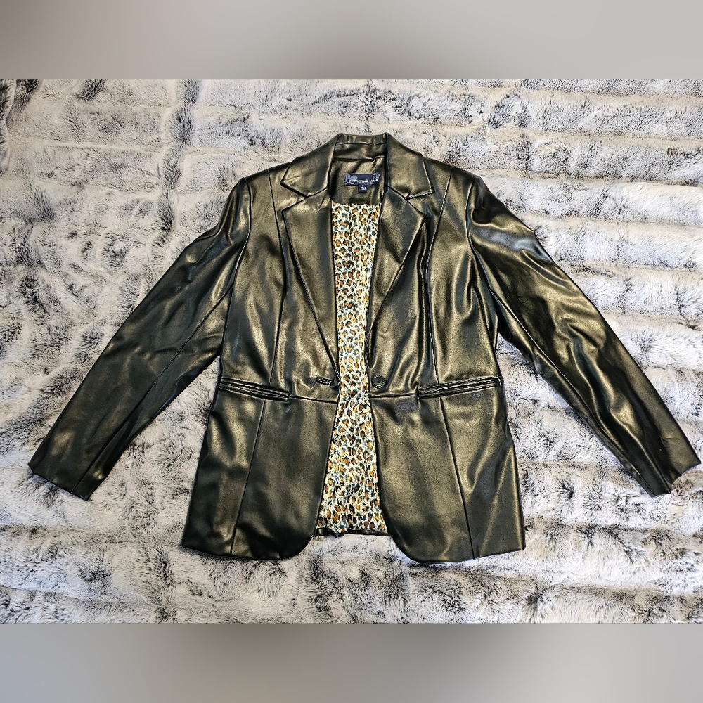 Susan Graver Shiny Black Women's Leather Jacket